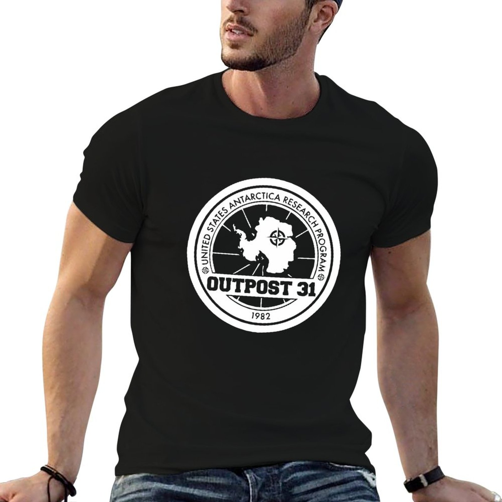 Anime Merchandise T Shirt - Футболка Outpost 31 Logo MERCHANDISE, мужская